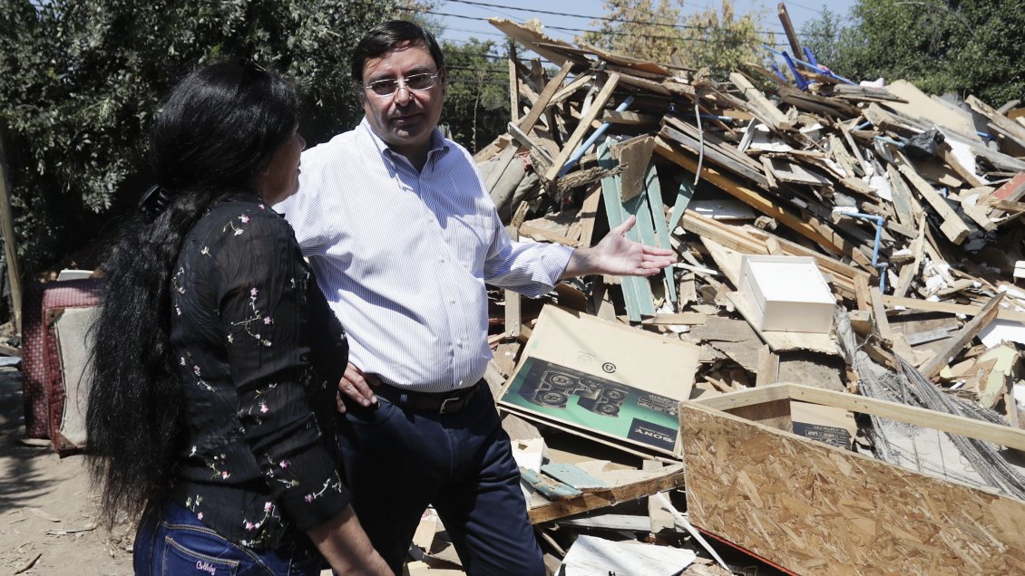 Alcalde de Lo Barnechea por cierre de campamento: No es imposible encontrar arriendos