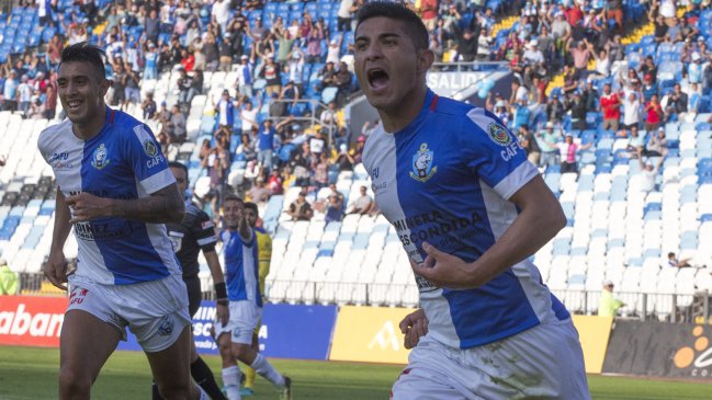 Felipe Flores en la previa al choque con la U: Jugar con uno de los grandes de Chile siempre es difícil