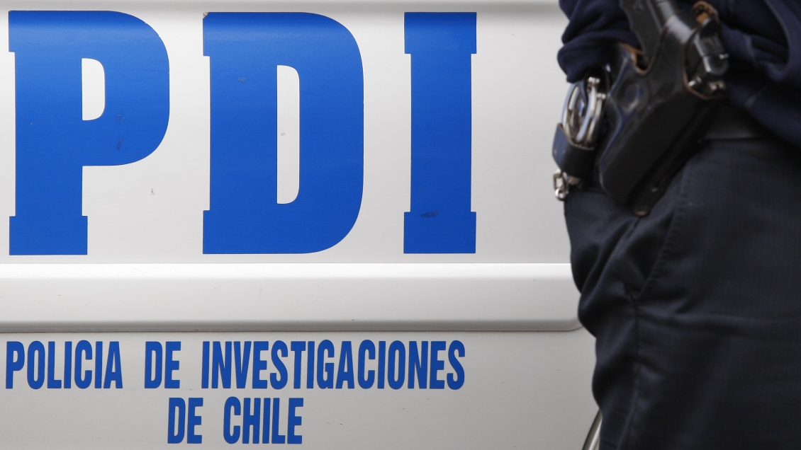 Delincuentes se hicieron pasar por clientes para robar en mall Plaza Egaña