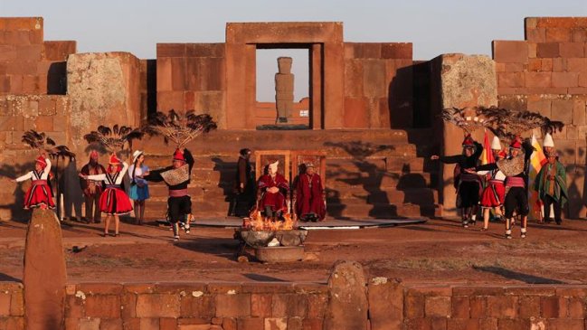 Bolivia perfila plan de 50 años para excavaciones en Tiahanuaco