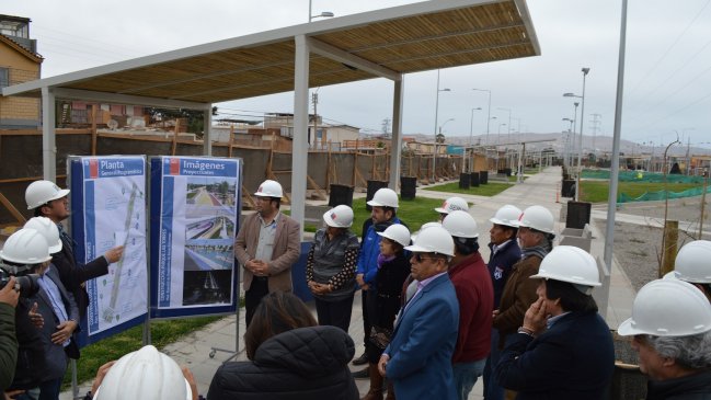 Arica: Vecinos y autoridades inspeccionan última etapa del Parque Las Torres