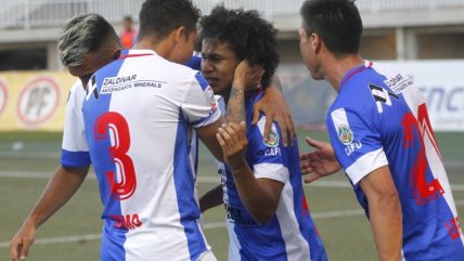 Eduard Bello apareció en la última jugada y cerró la goleada de D. Antofagasta sobre U. de Chile