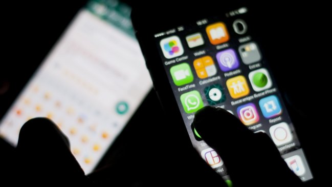 Reino Unido: Parlamento buscará regular información falsa en redes sociales