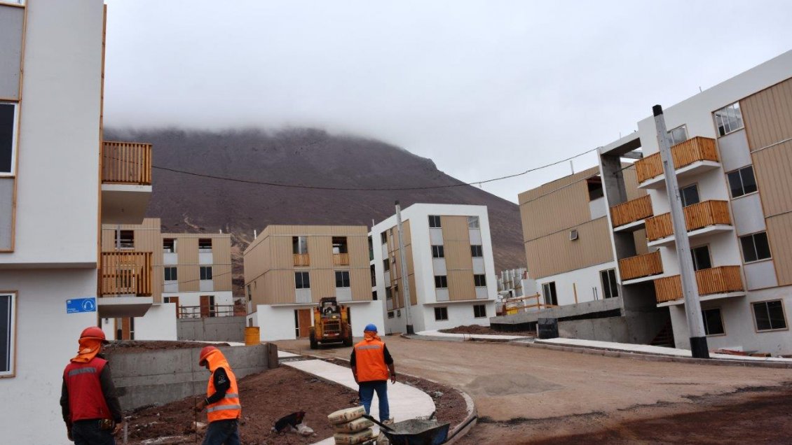 Un 67 por ciento de avance presenta Plan Habitacional Altos Playa Blanca