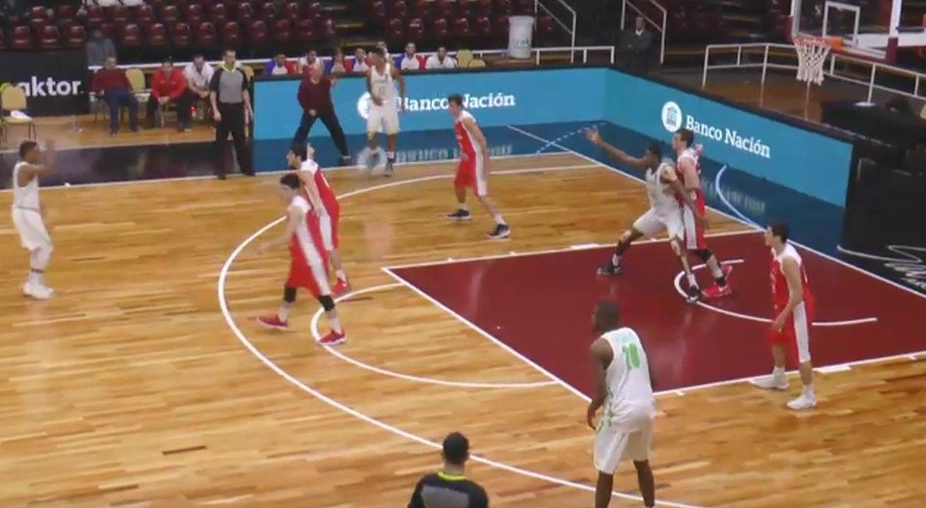 Chile debutó con ajustada derrota ante Brasil en el Sudamericano sub 21 de baloncesto