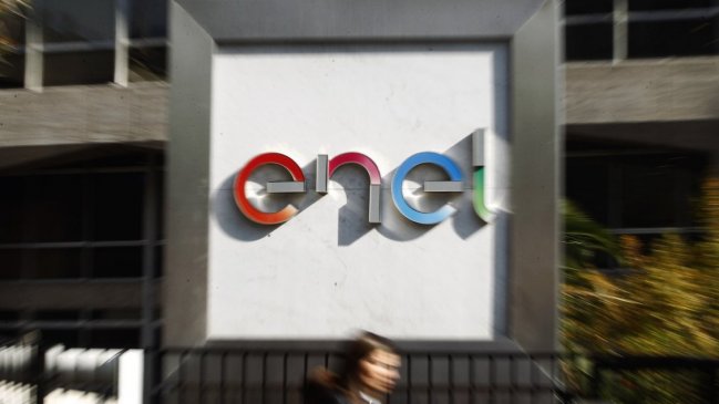 Nuevas críticas a Enel por lenta respuesta durante corte de luz en sector oriente