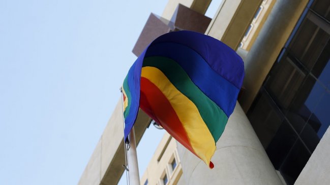 Sondeo del Movilh reveló que 76 por ciento de población trans sufre discriminación en Chile