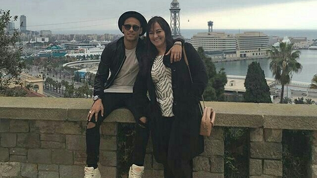 La madre de Neymar salió en defensa de su hijo tras polémico anuncio