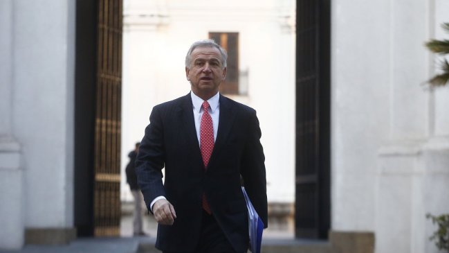 Ministro de Hacienda: Moody's se contradice