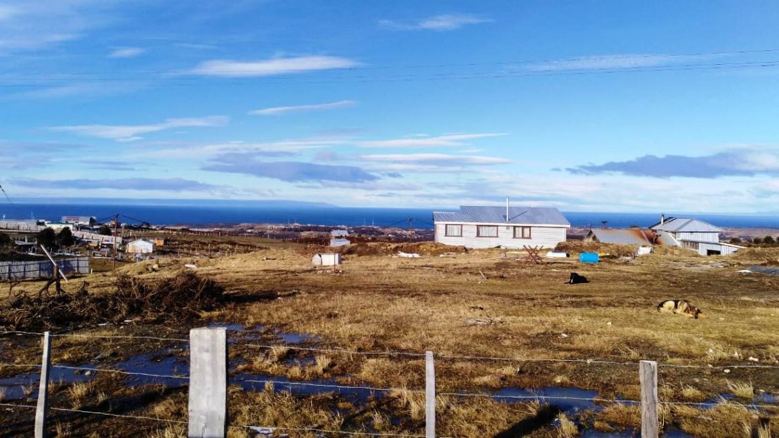 Punta Arenas: Residentes del sector Rincón Chileno anhelan contar próximamente con electricidad