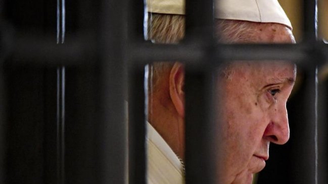 Vaticano modifica el Catecismo y declara 