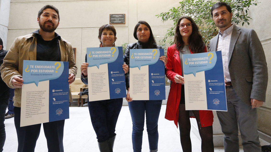 Invitan a deudores del CAE a dar testimonios para integrarlos a informe parlamentario