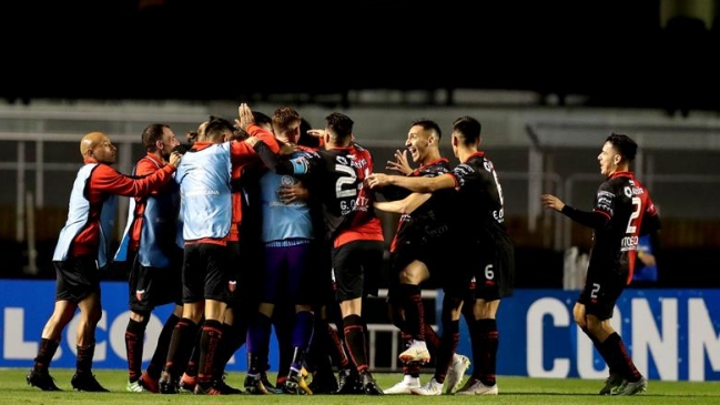 Colón de Santa Fe celebró como visita ante Sao Paulo en la Copa Sudamericana