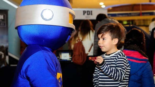 Los Lagos: PDI reforzó fiscalización de ventas por Día del Niño