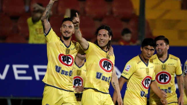Universidad de Concepción recibe a Huachipato con la presión de mantener la lucha en la cima