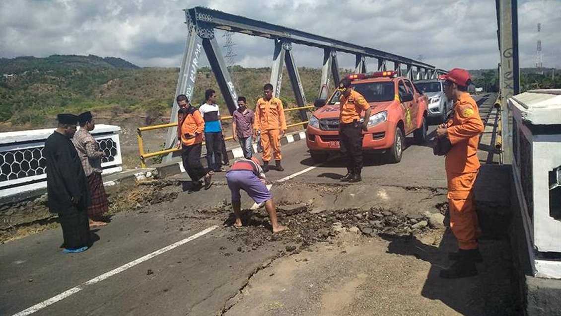 Nuevo terremoto sacudió a isla de Indonesia