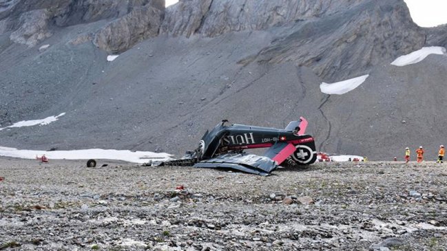  Suiza: 20 muertos tras estrellarse avión militar antiguo  