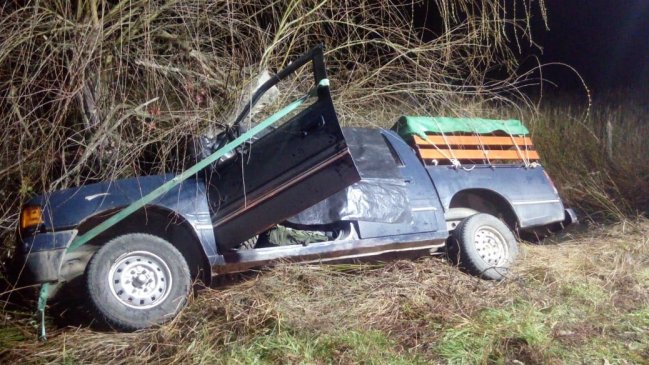 Ñuble: Conductor en estado de ebriedad chocó un árbol y falleció en Ñiquén