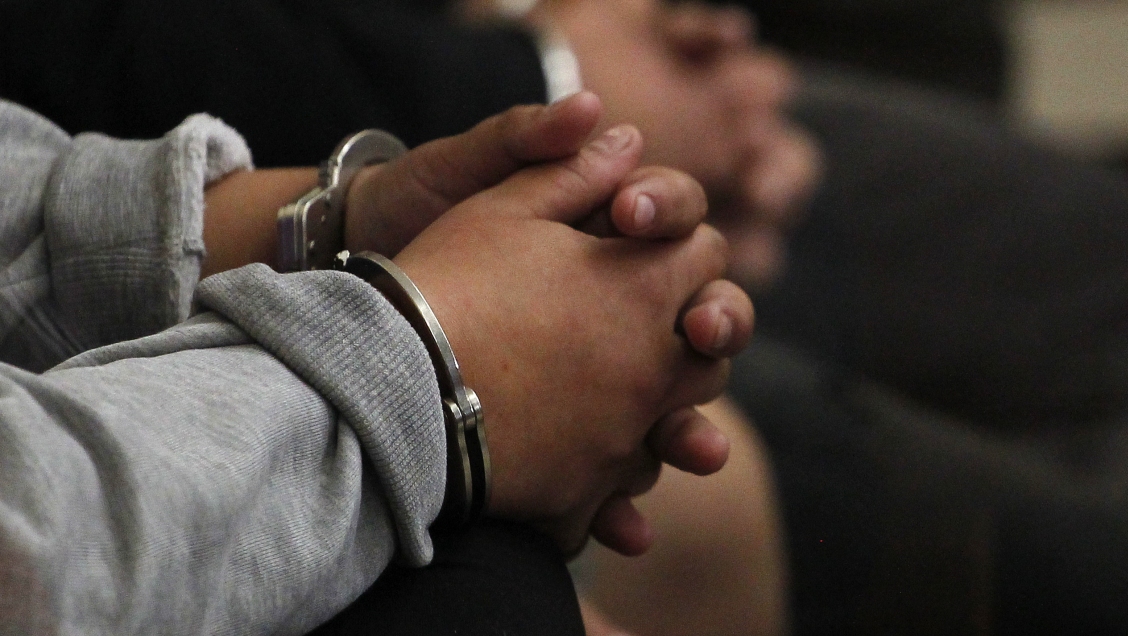 Prisión preventiva a paramédico acusado por las muertes de dos ancianos en el Hospital El Pino