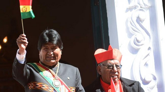 Críticas a la reelección de Evo Morales matizan el festejo patrio de Bolivia