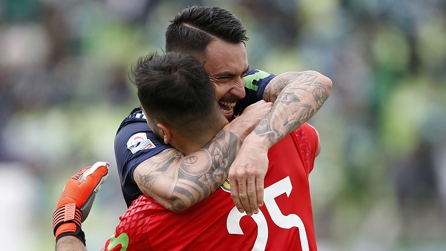 Johnny Herrera ante demanda de Mauricio Pinilla a Azul Azul: 