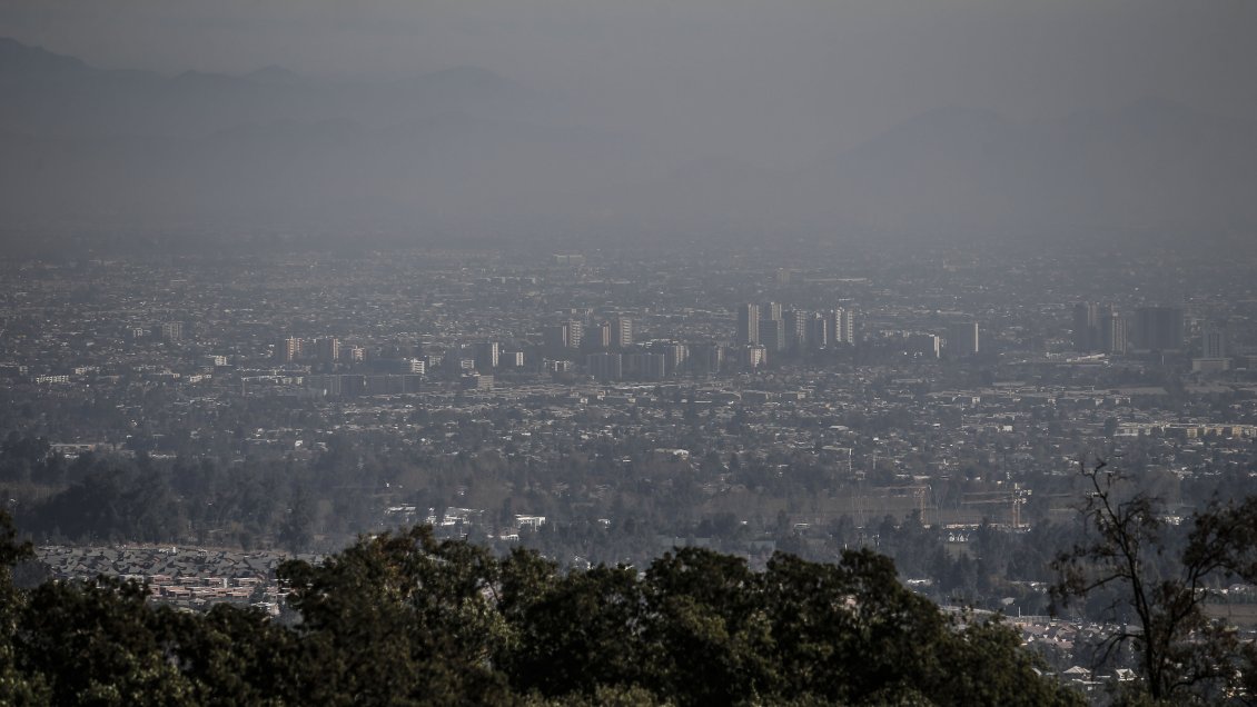 Intendencia Metropolitana decretó alerta ambiental para este jueves