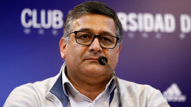 Ronald Fuentes: No he pensado en dejar mi cargo en Universidad de Chile