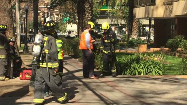 Bomberos evacuó edificio en Providencia por emanación de monóxido de carbono