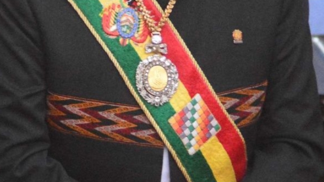 Militar boliviano que perdió símbolos presidenciales fue expulsado del Ejército
