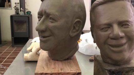 Rancagua: Hermanos Gatica ya tienen sus estatuas en el Teatro Regional