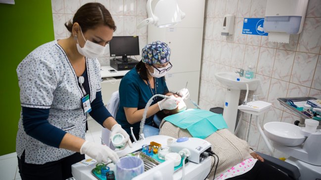 Arica: Habitantes de Poconchile tendrán atención dental permanente en su posta rural