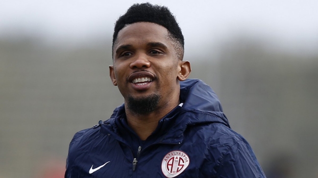 Samuel Eto'o jugará en el fútbol de Qatar
