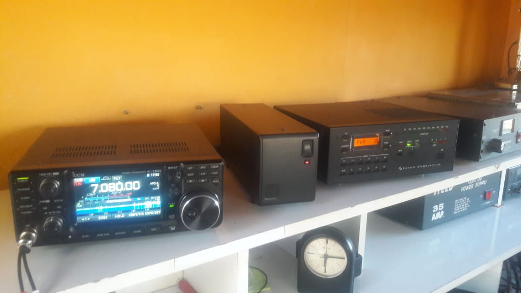 Primer radioclub de radioaficionadas celebró aniversario en Rancagua