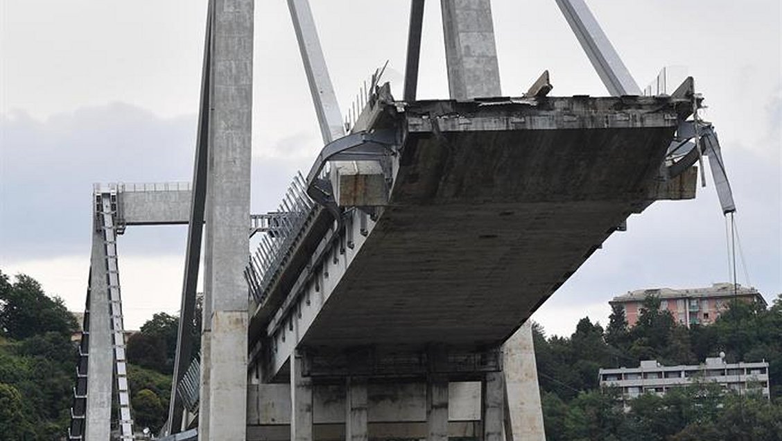Tres chilenos murieron en derrumbe de viaducto en Italia