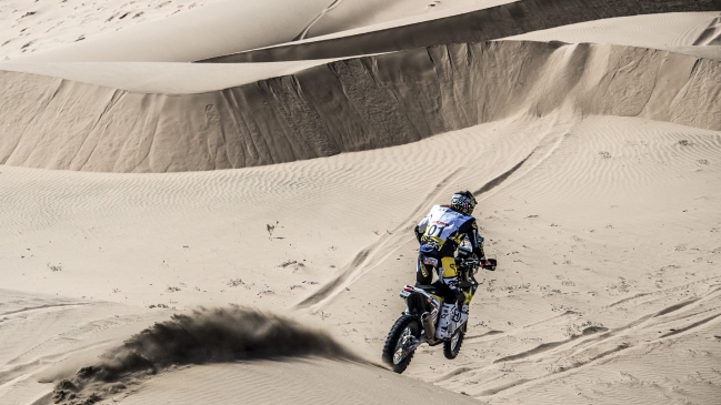 Pablo Quintanilla lidera la clasificación general en el Atacama Rally