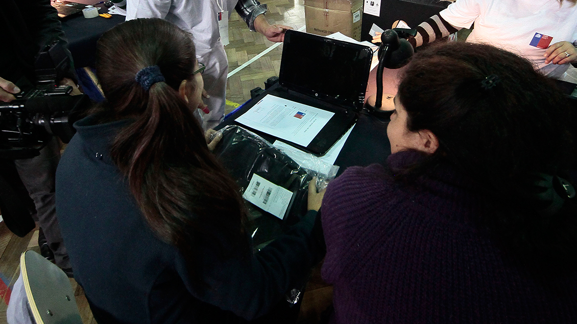 Robaron más de 100 computadores destinados a estudiantes de La Serena