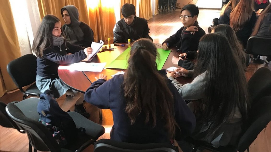 Estudiantes de Alto Hospicio reciben talleres de sexualidad