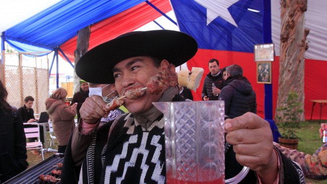 Diputado propone alargar las Fiestas Patrias toda la semana