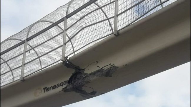 Desvío en la Ruta 1 por choque a Pasarela Zafiro en Antofagasta