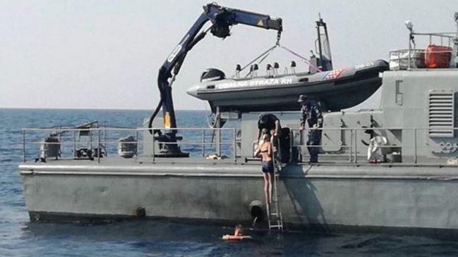  Mujer pasó 10 horas en el mar tras caer de un crucero  