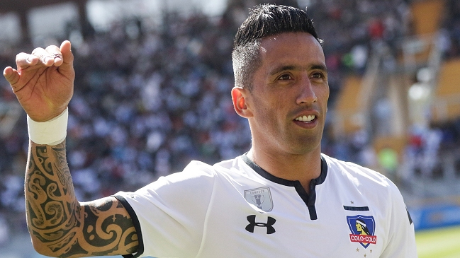 Lucas Barrios: Con Esteban Paredes tenemos muy buena comunicación en la cancha