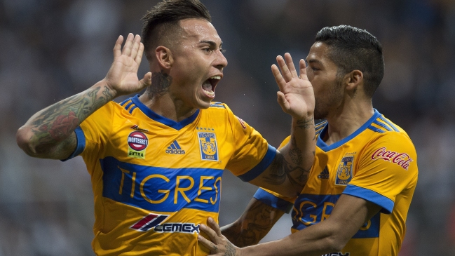 Eduardo Vargas anotó en goleada de de Tigres sobre Veracruz de Bryan Carrasco y Joe Abrigo