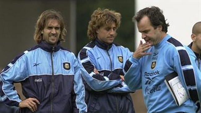 Hernán Crespo a Bielsa: Fue una decepción sentirme engañado por un líder como usted