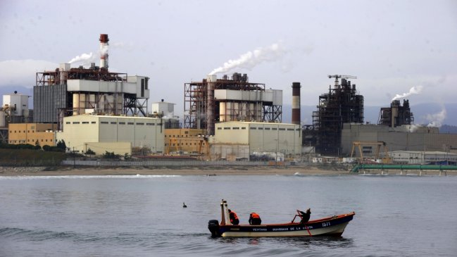 Autoridades confirmaron responsabilidad de ENAP en emisiones contaminantes de Quintero