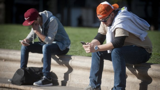 Autoridades informan que Claro debe compensar a clientes tras caída masiva del servicio