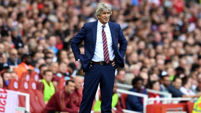 Arsenal venció a un West Ham de Manuel Pellegrini que sigue sin sumar en Inglaterra