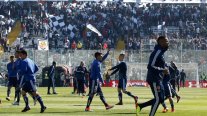 Universidad de Chile salió a calentar a la cancha del Monumental pese a la prohibición