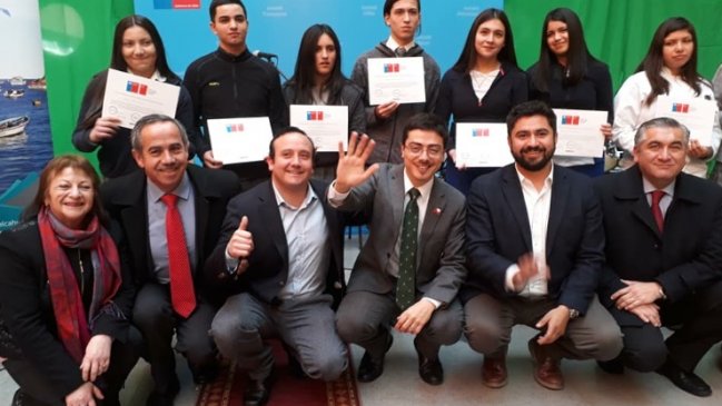 Biobío: Más de 2.000 estudiantes recibieron Beca de Apoyo a la Retención Escolar