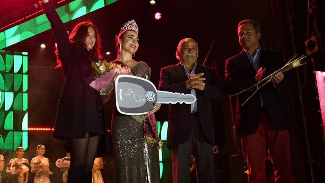 Autoridades coronaron a la nueva reina de La Serena en el marco de un nuevo aniversario de la ciudad