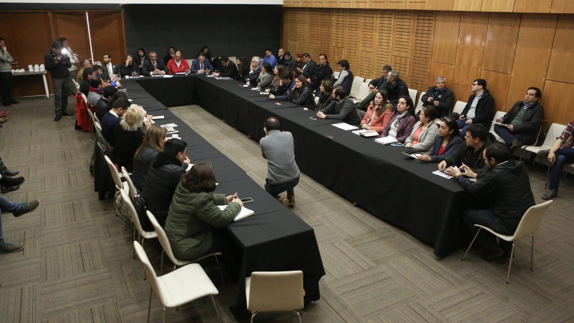 Autoridades buscarán potenciar la conectividad vial y de fibra óptica para impulsar el turismo en el Maule